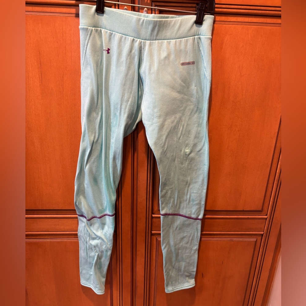 Ladies Under Armour Leggings in Aqua. Size: M